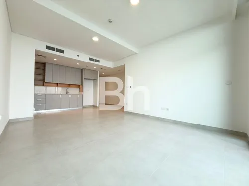 Vacant | Brand new | Beautiful Waterfront View