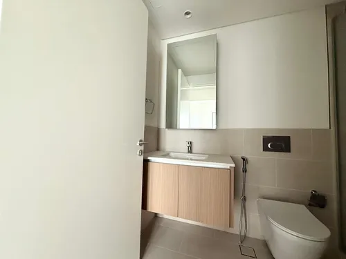 1 Bedroom Apartment in Lotus at Creek Beach