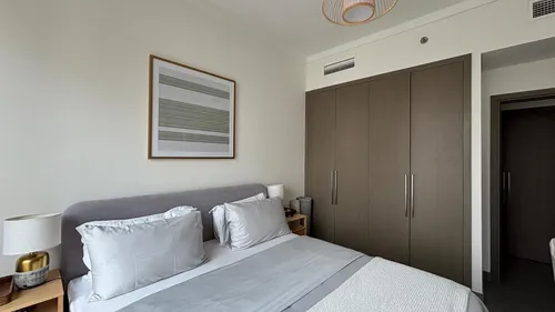 1 Bedroom Apartment in Creek Gate Tower 1
