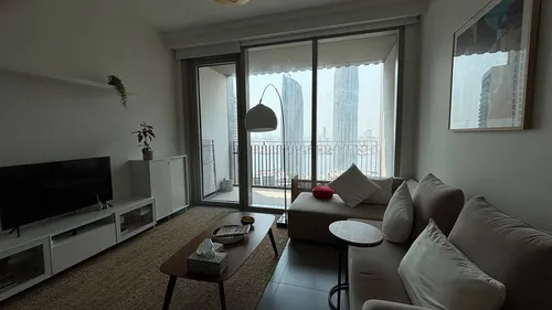 1 Bedroom Apartment in Creek Gate Tower 1