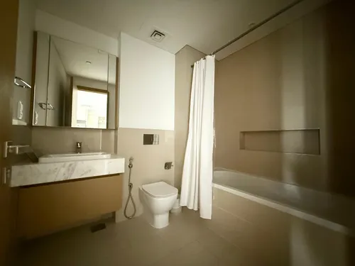 1 Bedroom Apartment in Creekside 18 A