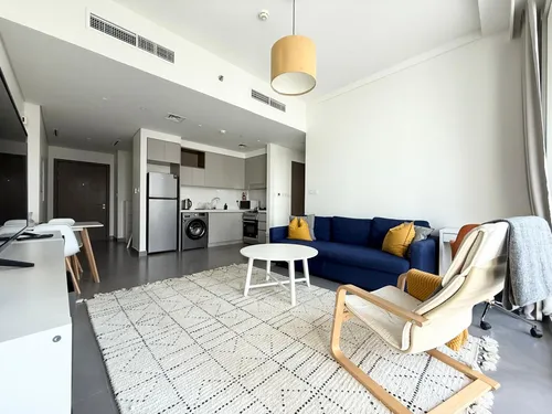 1 Bedroom Apartment in Creek Gate Tower 2