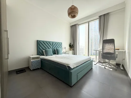 1 Bedroom Apartment in Creek Gate Tower 2
