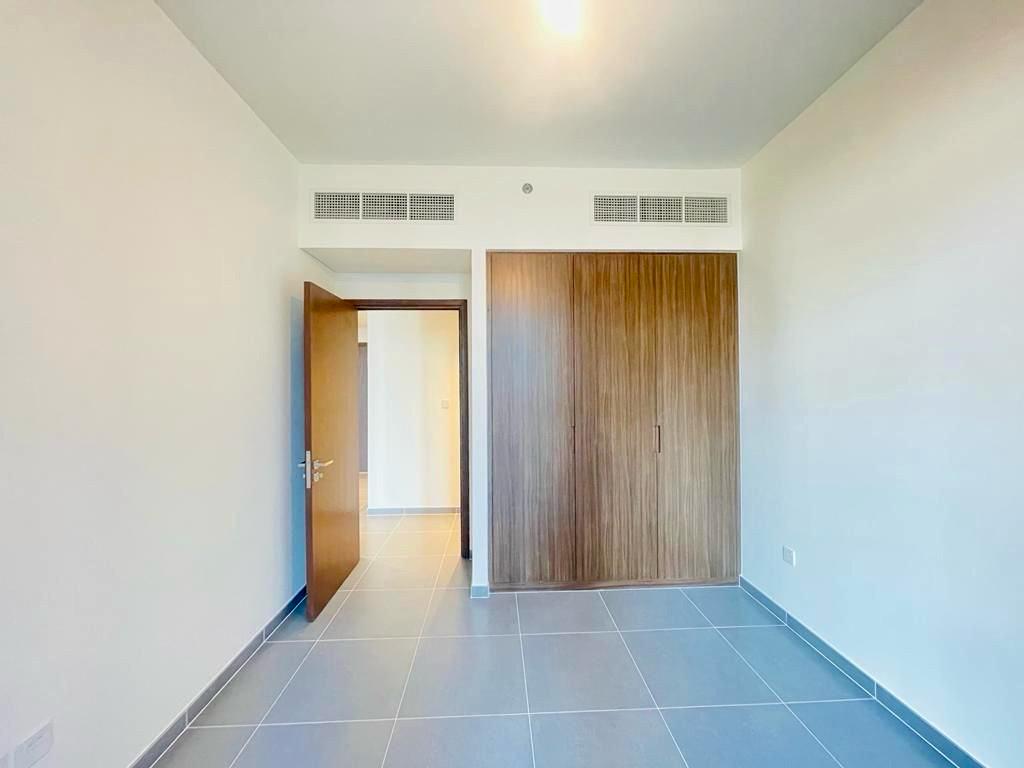 1 Bedroom Apartment in Creek Edge Tower 1