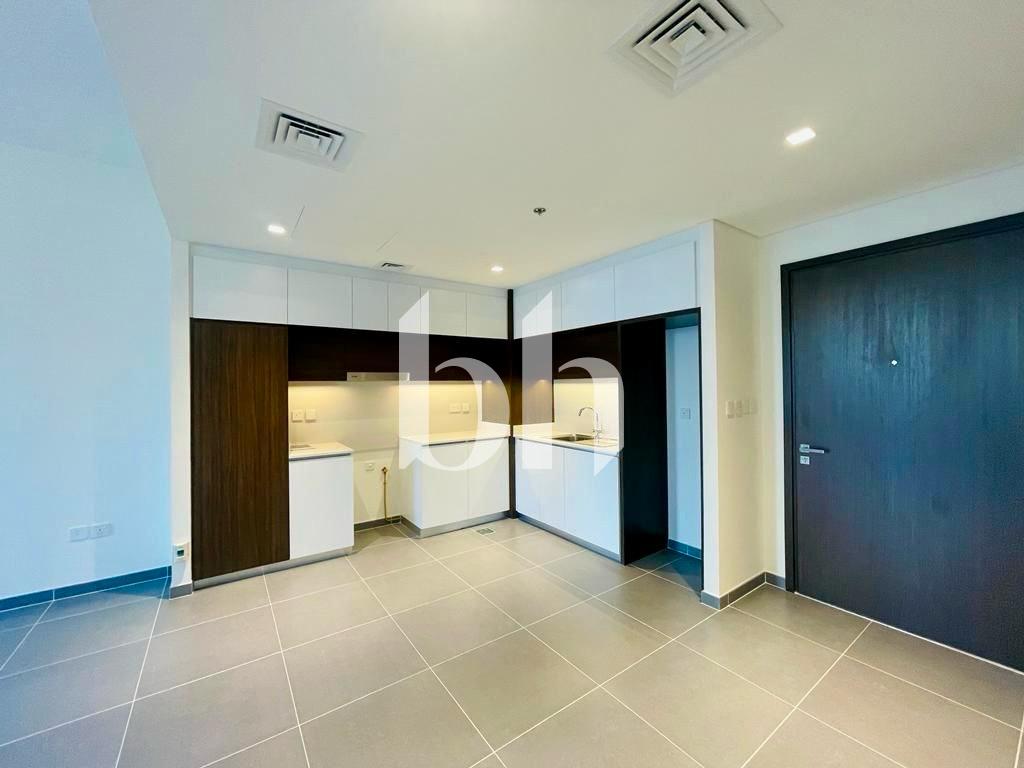 Prime Location | Unfurnished | Vacant