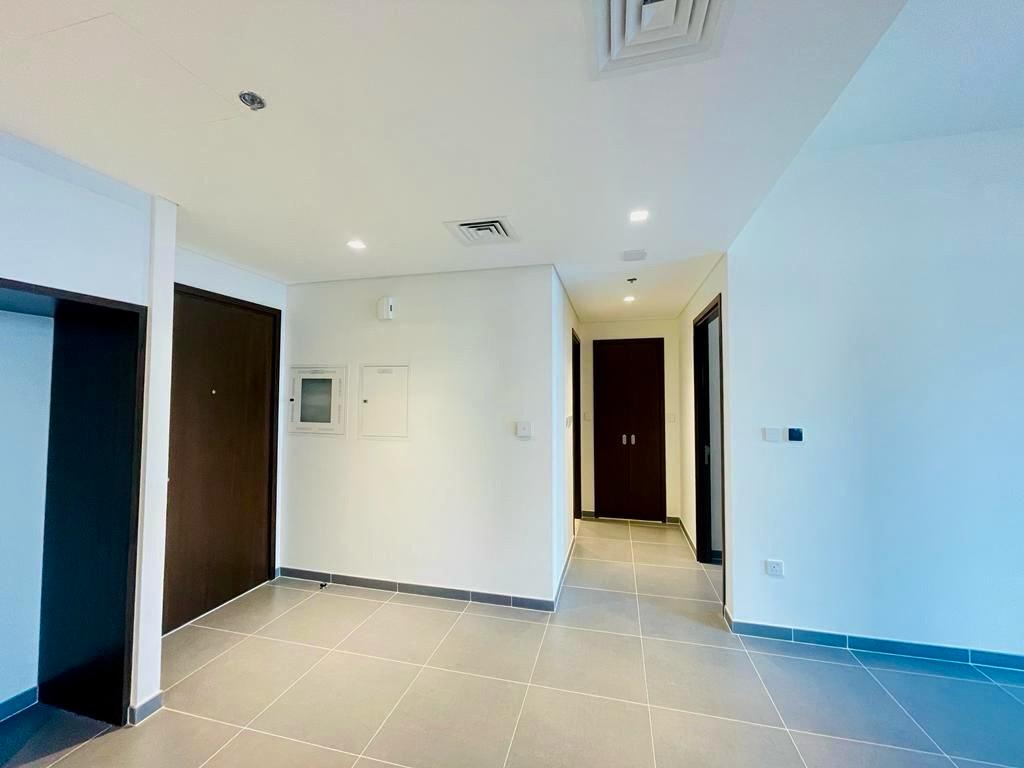 1 Bedroom Apartment in Creek Edge Tower 1