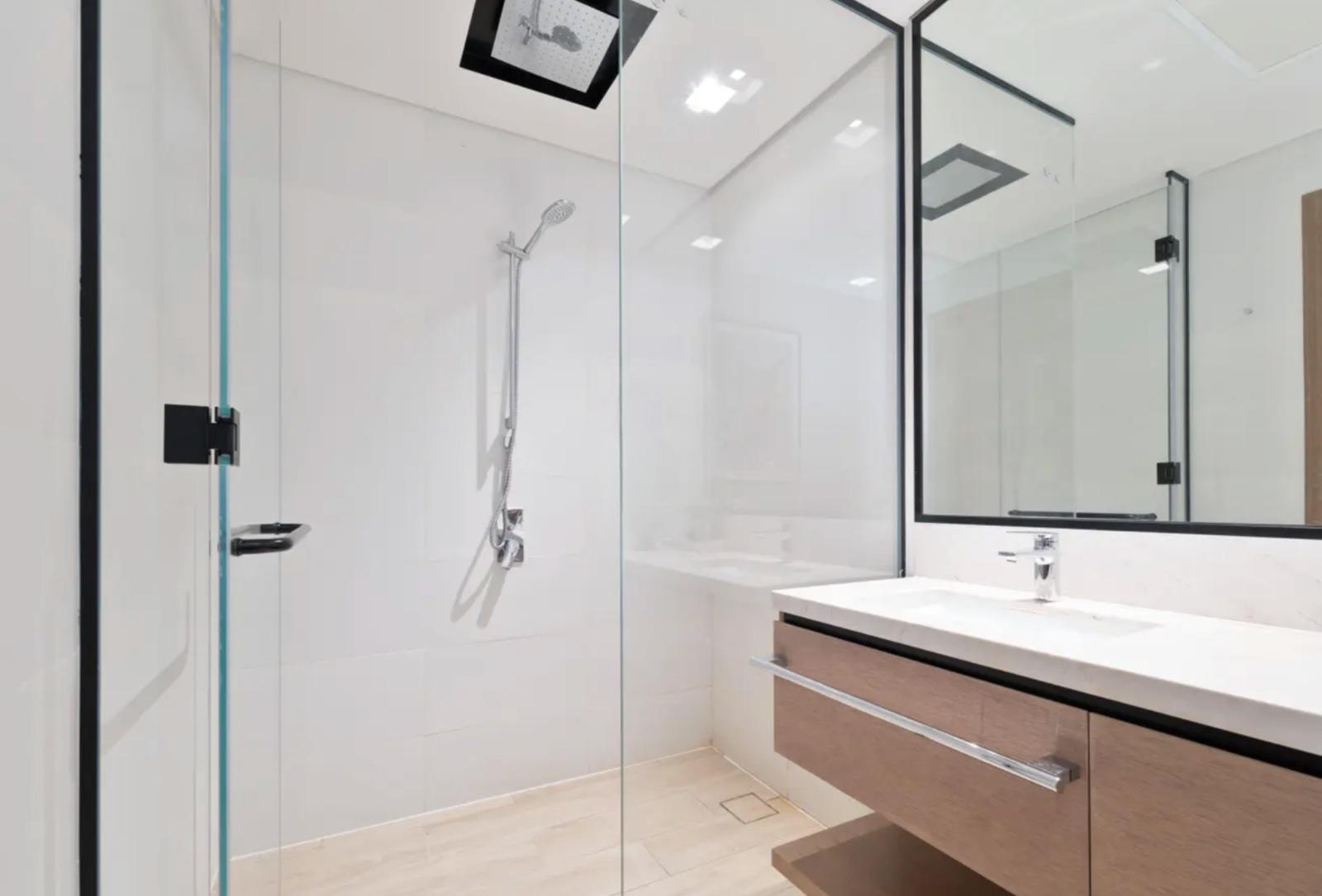 2 Bedrooms Apartment in Palace Residences