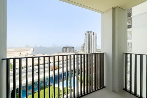 1 Bedroom Apartment in Breeze Building 2