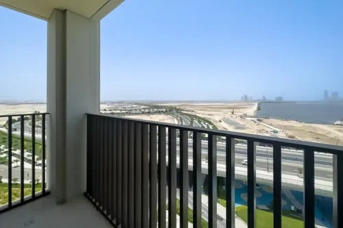 1 Bedroom Apartment in Breeze Building 2