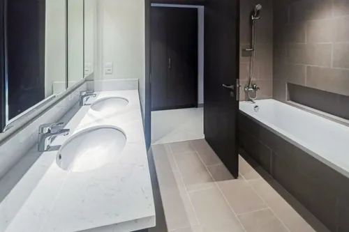 3 Bedrooms Apartment in Harbour Views T1