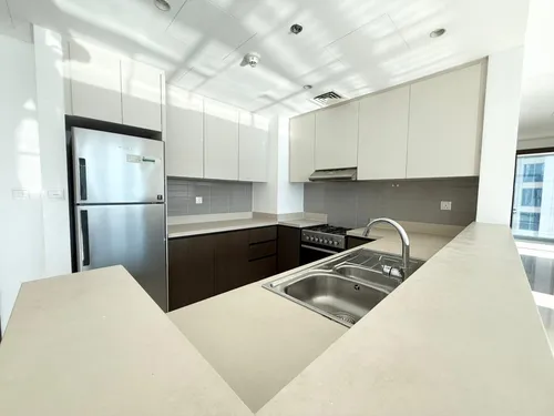 2 Bedrooms Apartment in Harbour Views T2