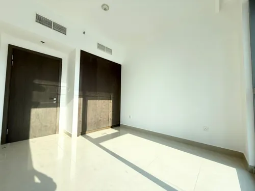 2 Bedrooms Apartment in Harbour Views T2