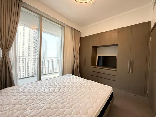 2 Bedrooms Apartment in Creek Gate Tower 2