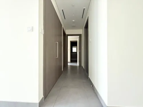 2 Bedrooms Apartment in Creek Gate Tower 2