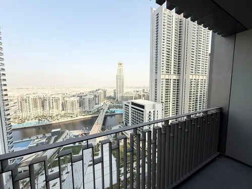 2 Bedrooms Apartment in Creek Gate Tower 2