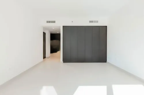 2 Bedrooms Apartment in Dubai Creek Residence Tower 2 North