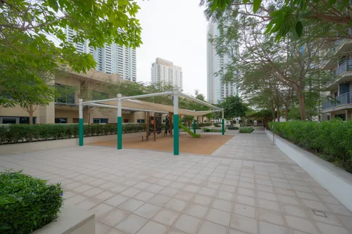 2 Bedrooms Apartment in Harbour Views T2