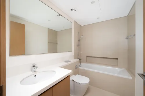 2 Bedrooms Apartment in Harbour Views T2