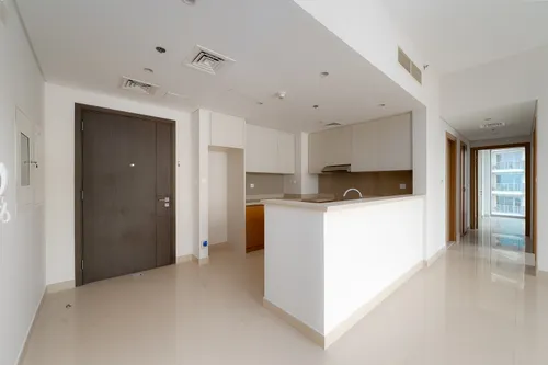2 Bedrooms Apartment in Harbour Views T2