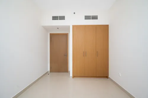 2 Bedrooms Apartment in Harbour Views T2