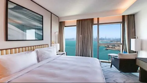 2 Bedrooms Apartment in Address Harbour Point Tower 2