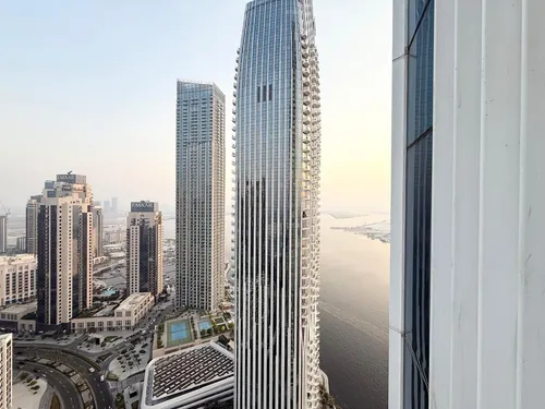 2 Bedrooms Hotel Apartment in Address Harbour Point Tower 2