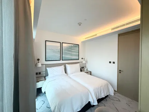 2 Bedrooms Hotel Apartment in Address Harbour Point Tower 2