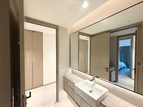 2 Bedrooms Hotel Apartment in Address Harbour Point Tower 2