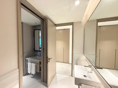 2 Bedrooms Hotel Apartment in Address Harbour Point Tower 2