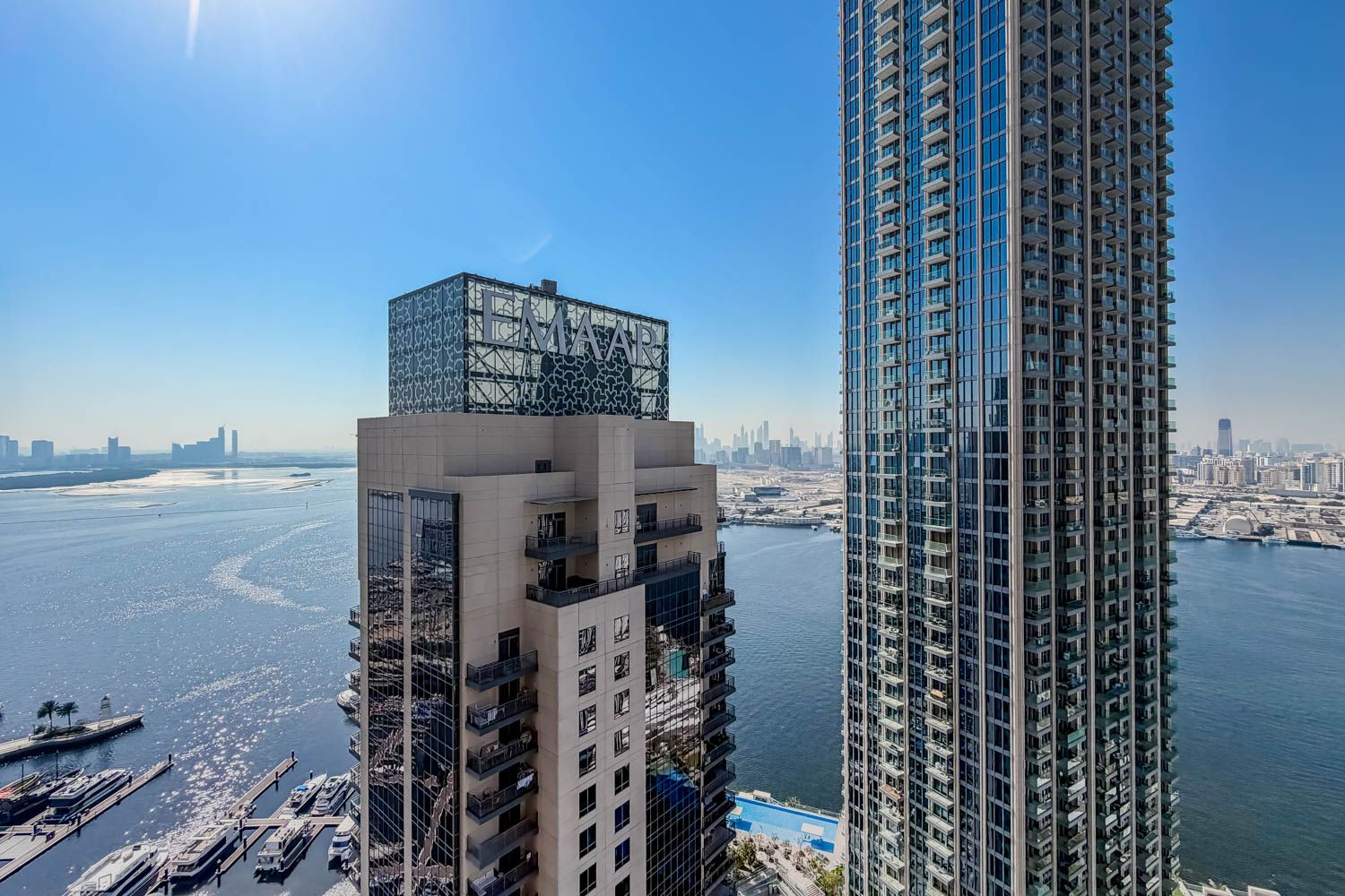 2 Bedrooms Apartment in Dubai Creek Residence Tower 2 North