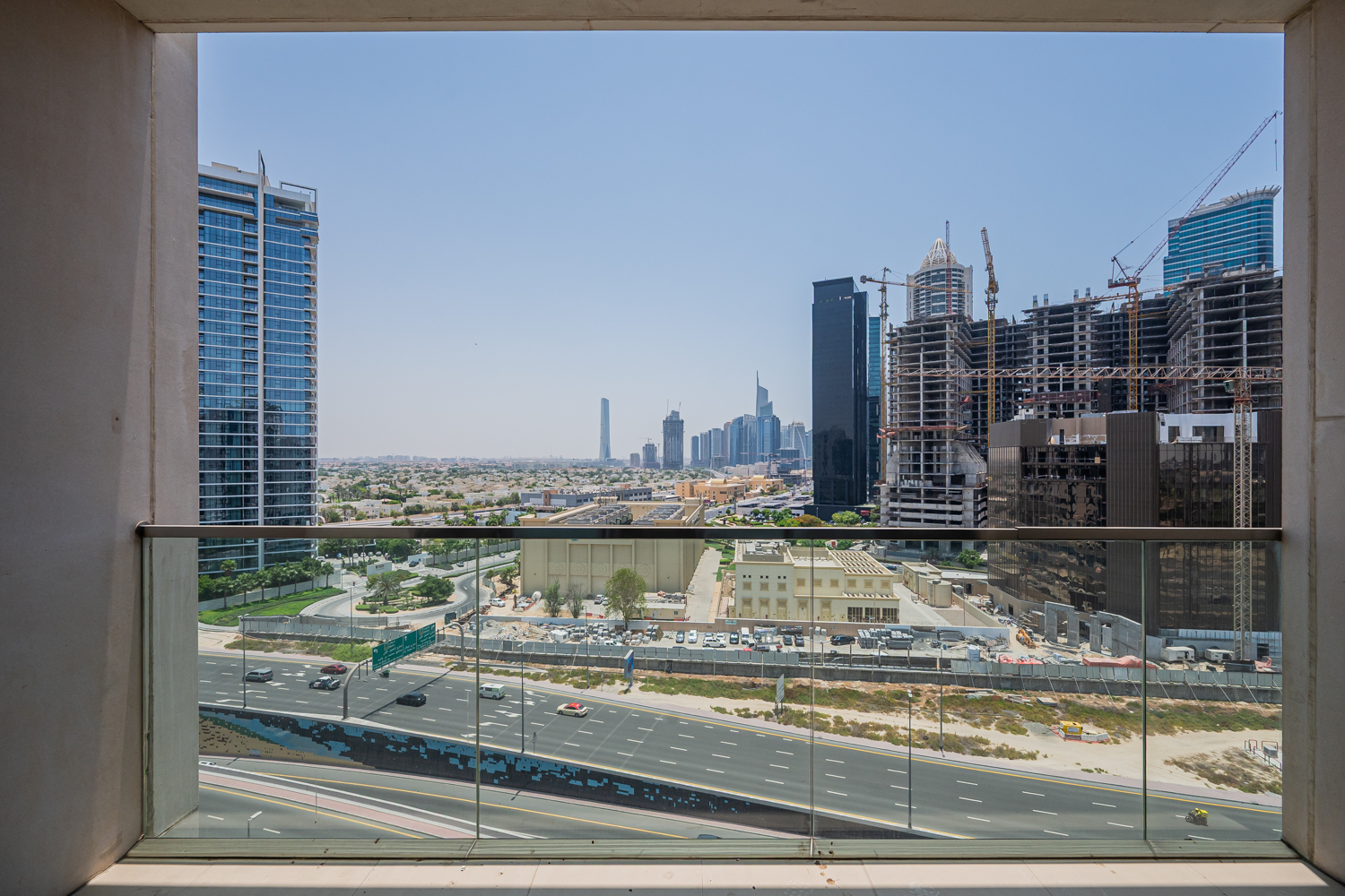 1 Bedroom Apartment in Vida Residences Creek Beach