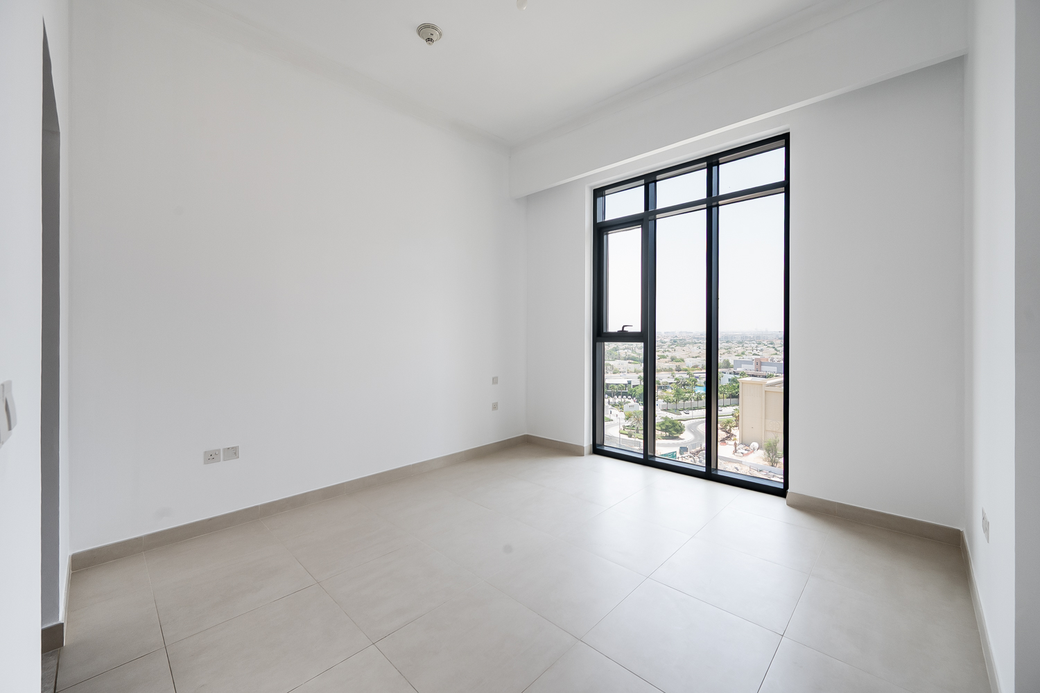 1 Bedroom Apartment in Vida Residences Creek Beach