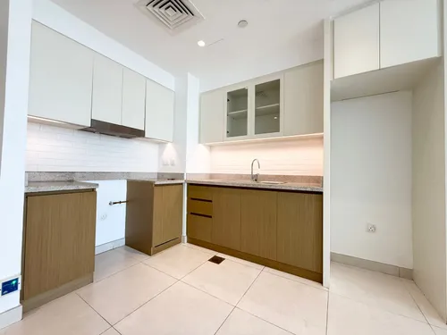 1 Bedroom Apartment in Creekside 18 A