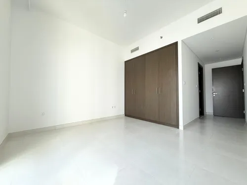 2 Bedrooms Apartment in Creekside 18 B