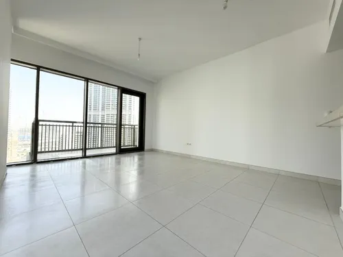 2 Bedrooms Apartment in Creekside 18 B