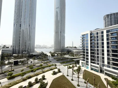 2 Bedrooms Apartment in Island Park 1