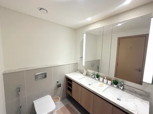 2 Bedrooms Apartment in Island Park 1