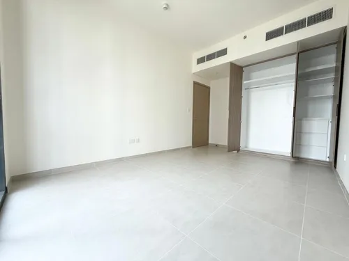 1 Bedroom Apartment in Creek Edge Tower 2
