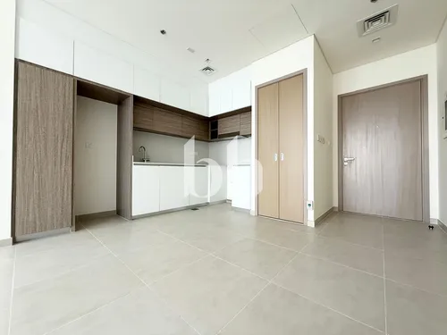 Top Floor | Stunning Creek Views | Great Size