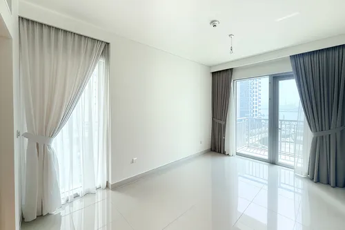 2 Bedrooms Apartment in Harbour Views T1