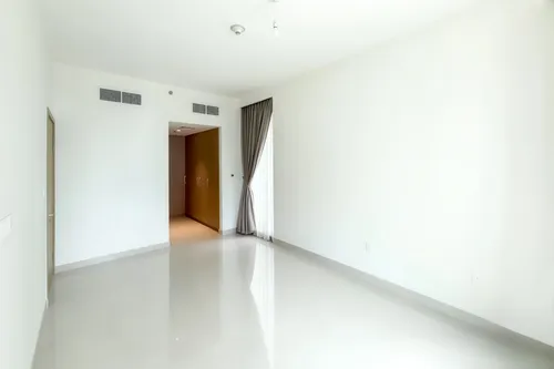 2 Bedrooms Apartment in Harbour Views T1