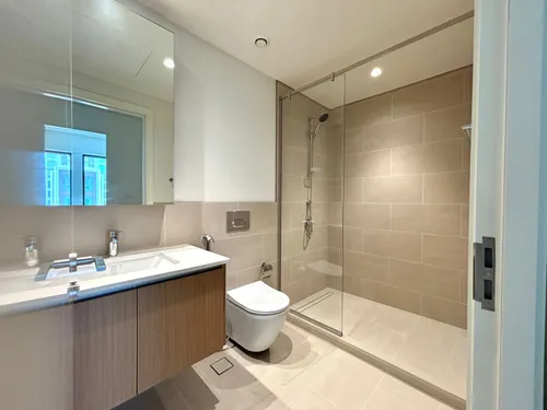 1 Bedroom Apartment in Grove at Creek Beach Building 1