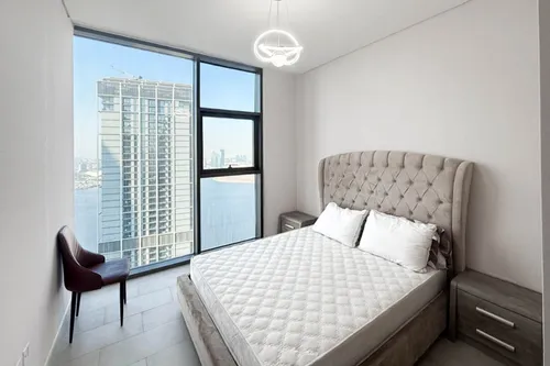 4 Bedrooms Apartment in Creek Rise Tower 2