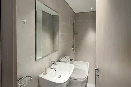 4 Bedrooms Apartment in Creek Rise Tower 2
