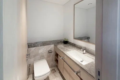 4 Bedrooms Apartment in Creek Rise Tower 2