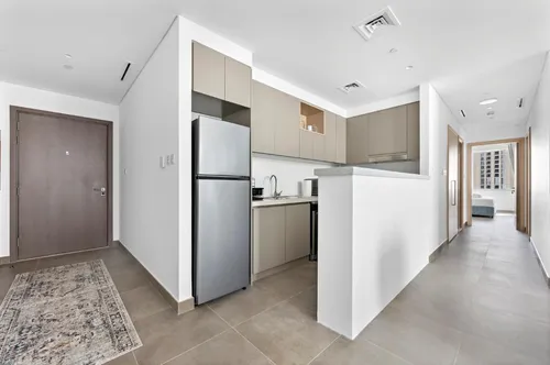 2 Bedrooms Apartment in Creek Gate Tower 2