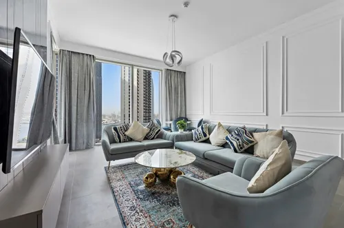 2 Bedrooms Apartment in Creek Gate Tower 2