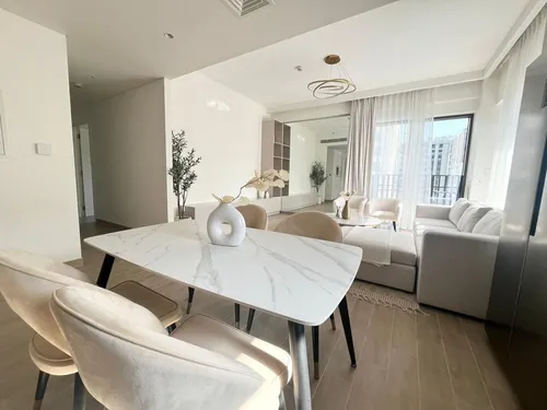 2 Bedrooms Apartment in Sunset Tower 1