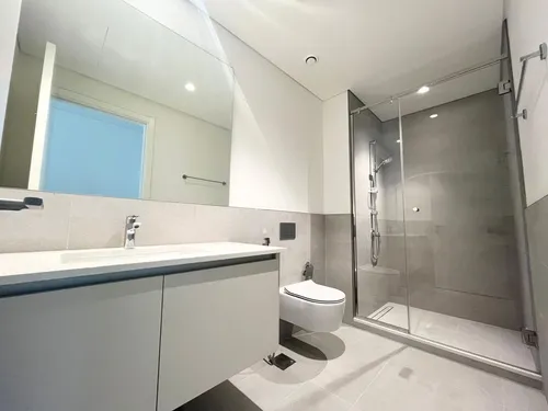 2 Bedrooms Apartment in Sunset Tower 1