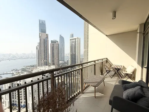 2 Bedrooms Apartment in Creekside 18 A